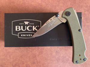 Photo Buck 110 Slim Pro signed by CJ Buck