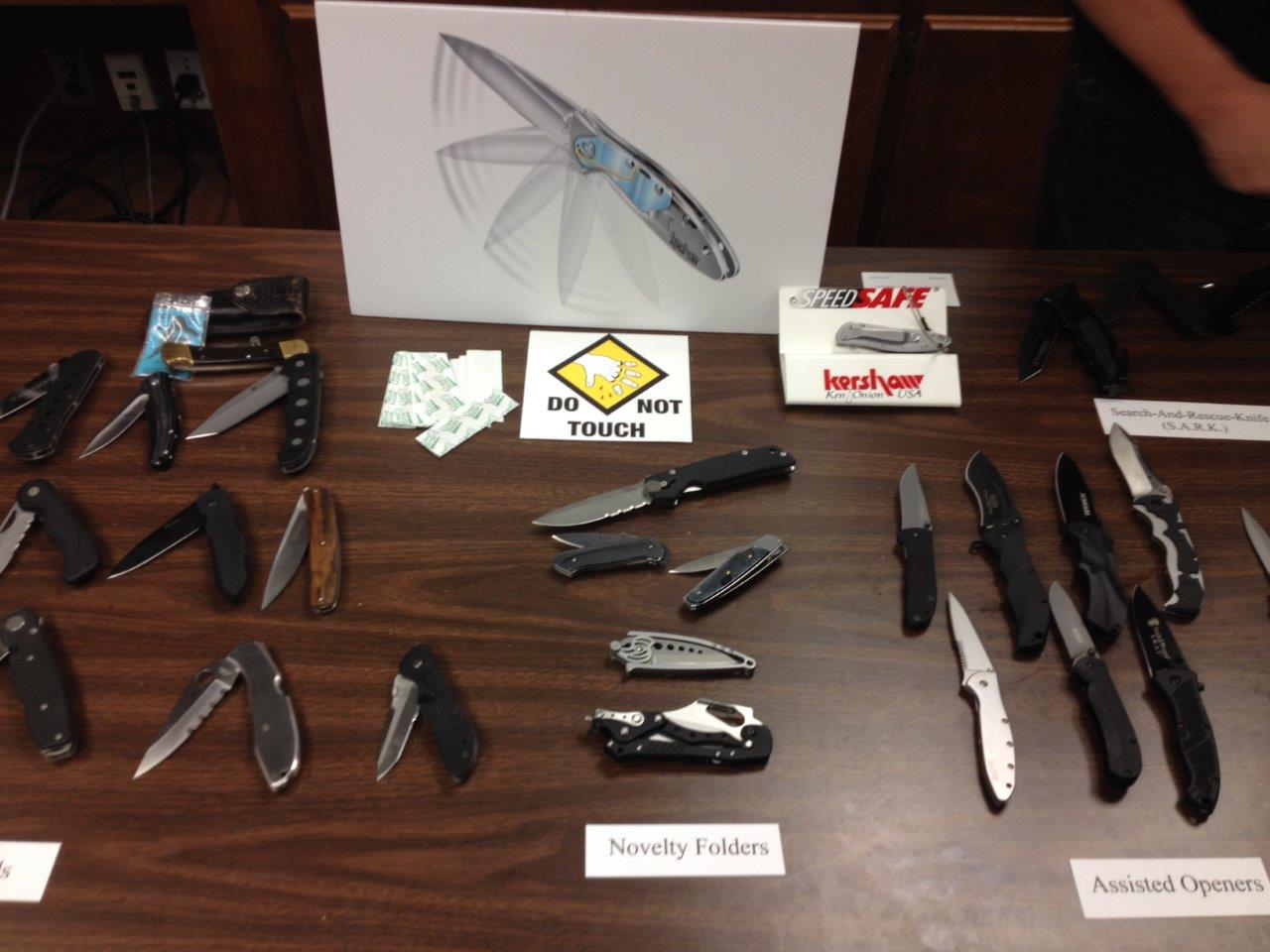 Explaining knife mechanisms